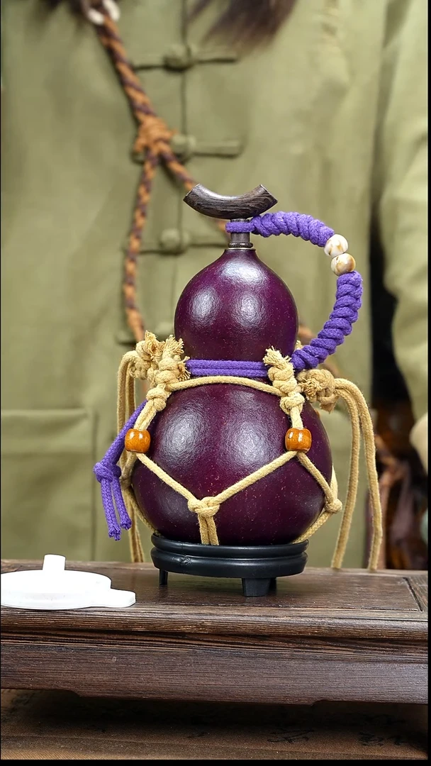 YN022复古网兜款天然酒葫芦（一物一拍）