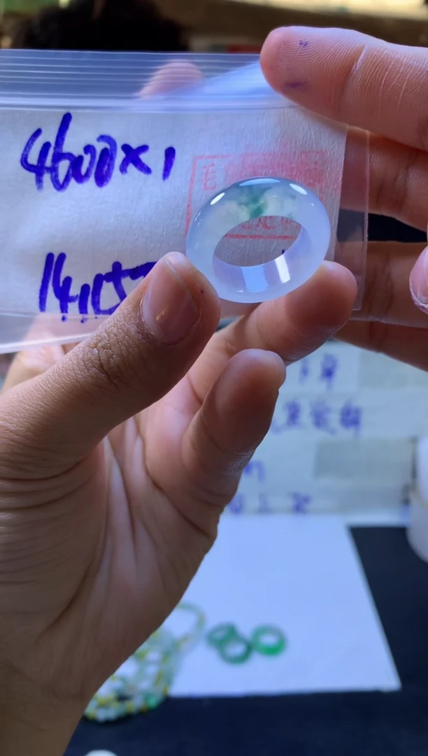 【闪购商品】定制翡翠未镶嵌戒圈#4600元-毛货需精细抛光