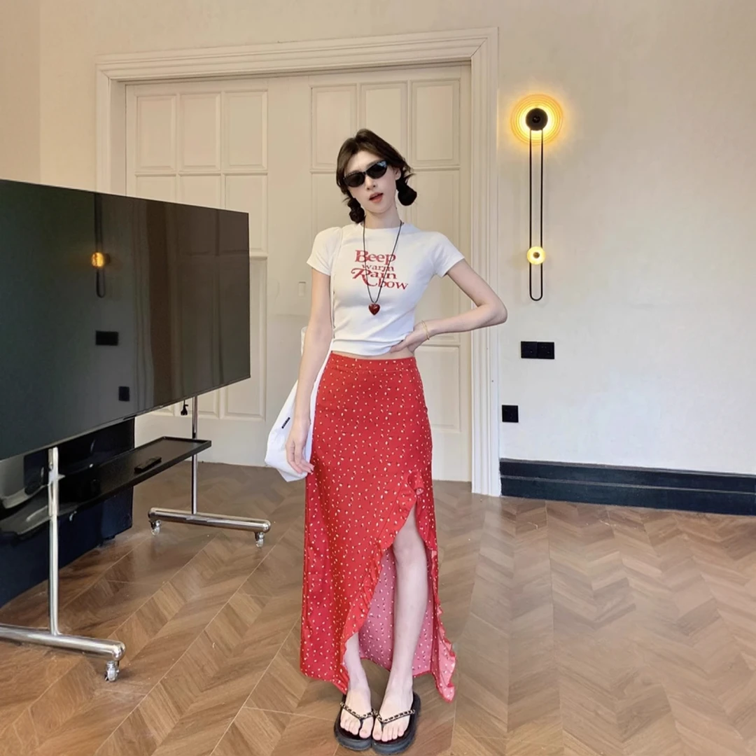 夏季不规则红色半身裙碎花半裙高腰显瘦包臀裙气质网红洋气开叉