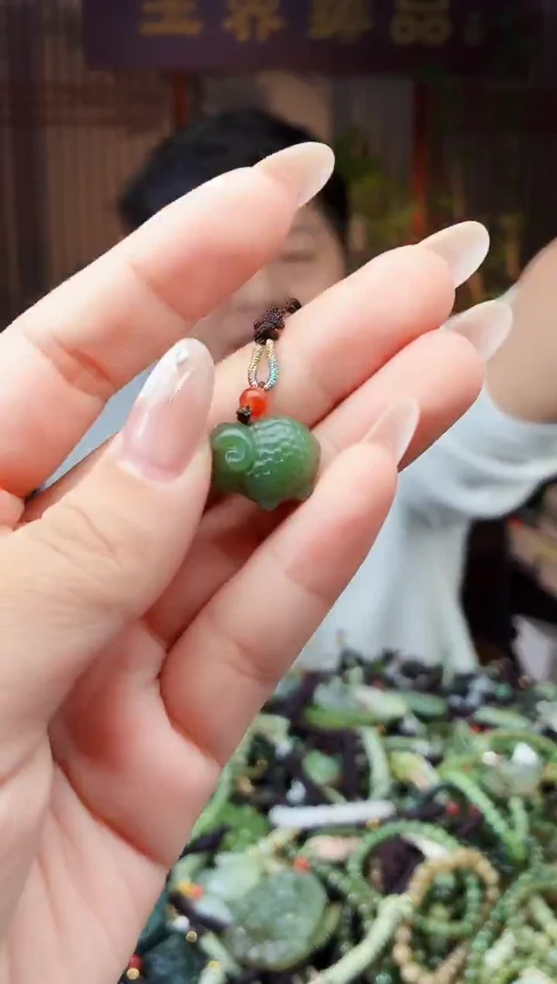 颈饰未镶嵌和田玉多样性发货拍一发一