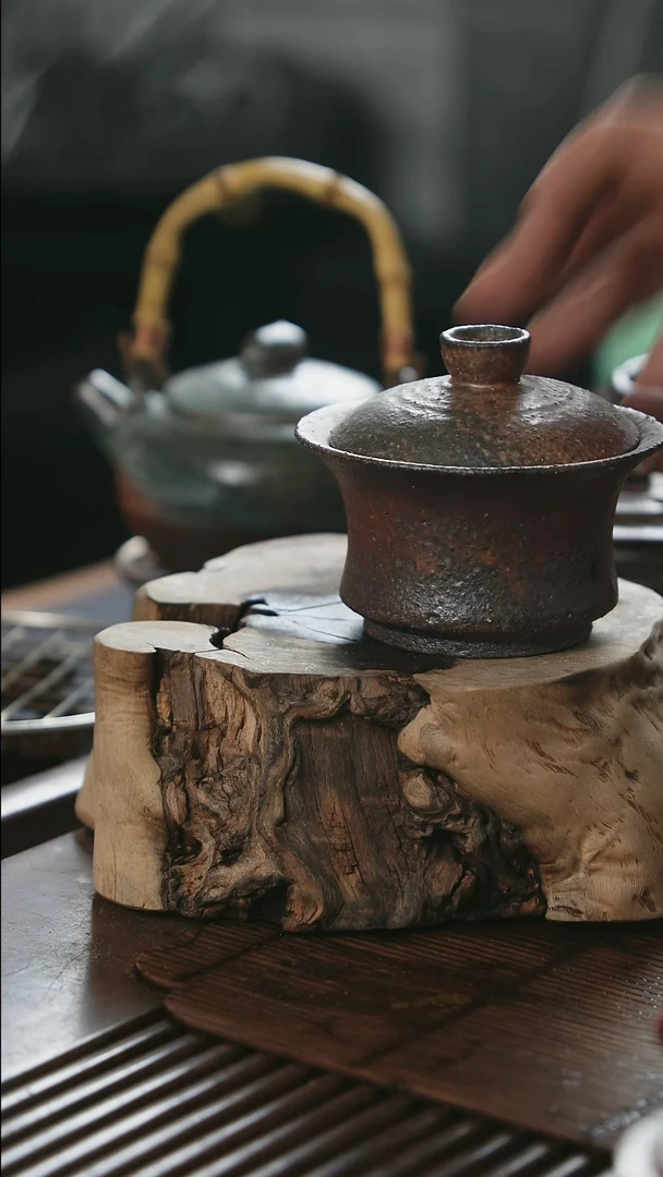 紫砂全手工延边盖碗