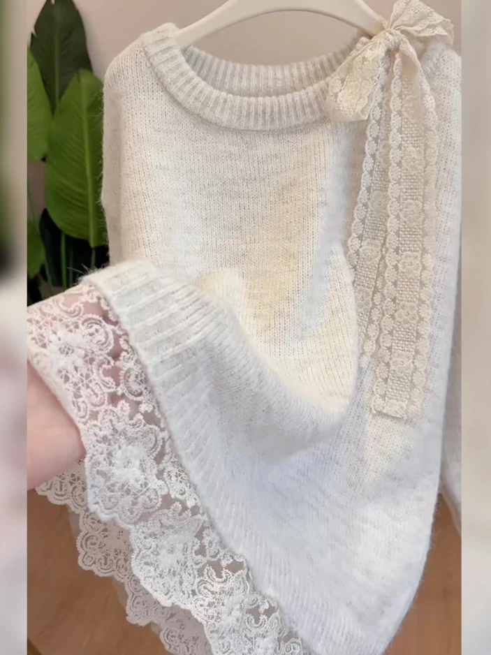 【现货】秋款白色蕾丝拼接长袖侧边蝴蝶结设计感温柔风显瘦针织上衣