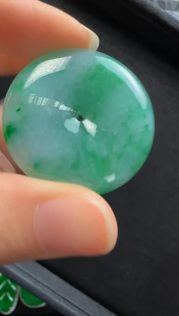 【闪购商品】翡翠颈饰未镶嵌646平安扣一个