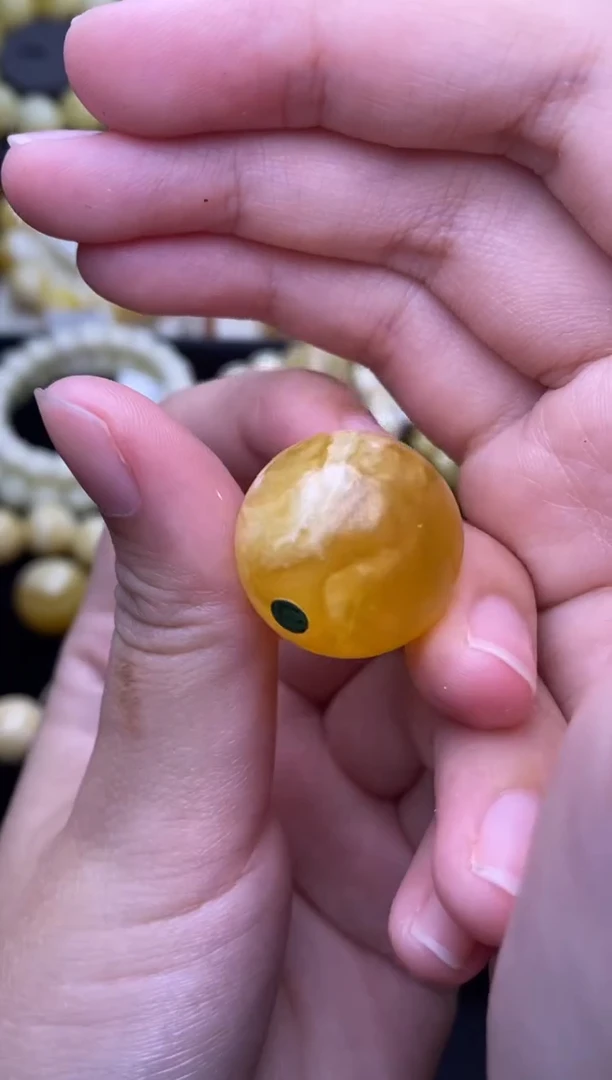 未镶嵌琥珀裸石 大小姐珠宝严选11