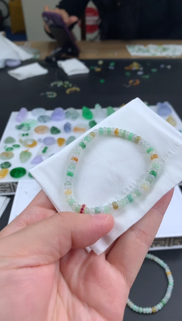 【闪购商品】翡翠手链未镶嵌翡翠