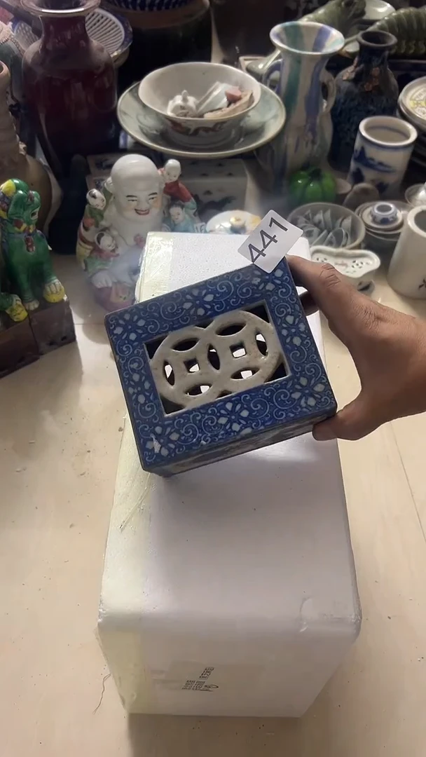 1有瑕疵的瓷器一单~~