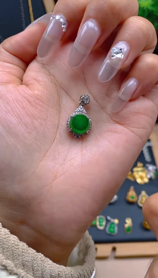 吊坠(不含链)银S925镶嵌翡翠圆牌