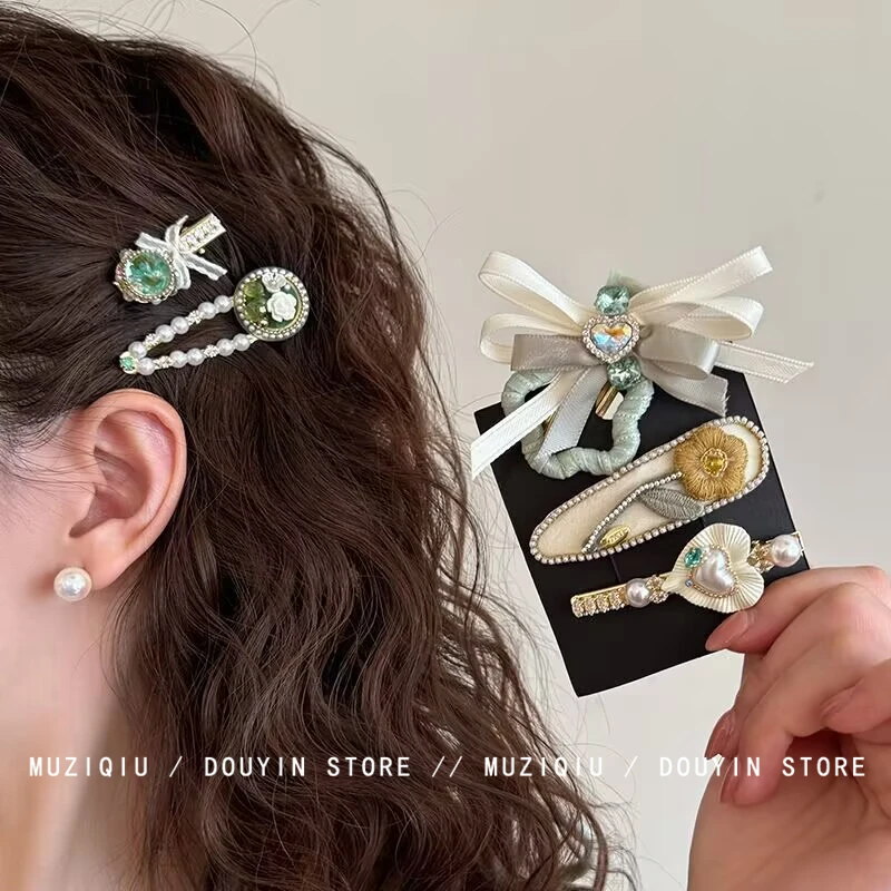 木子秋高级感彩色闪闪爱心花朵水钻流苏发夹甜美刘海夹气质网红