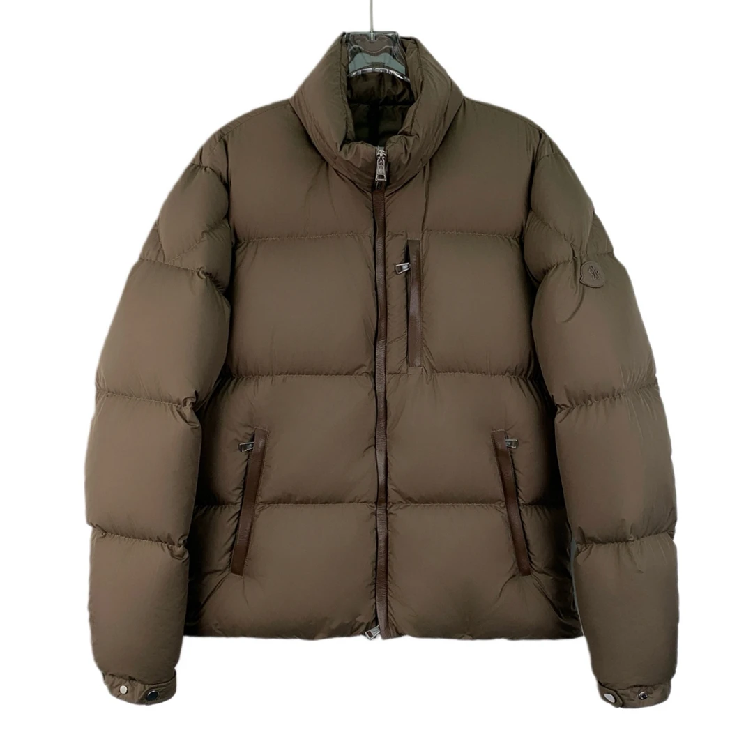 99新 MONCLER  IW0862  23款 Besbre系列 徽标贴饰羽绒服 1码