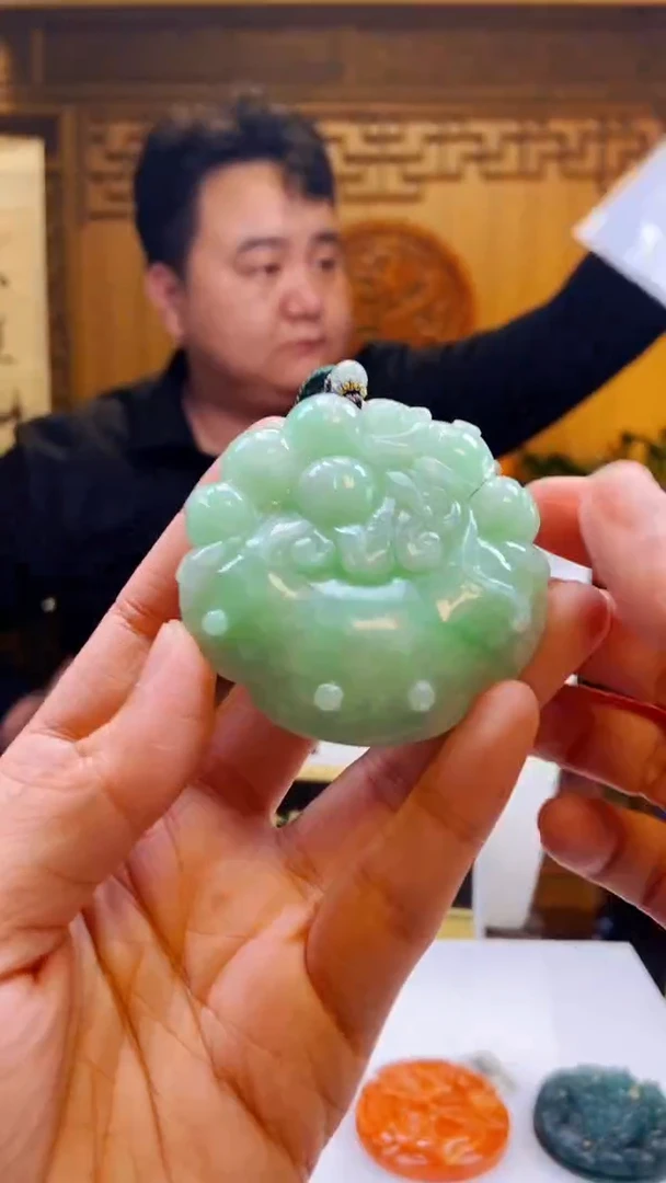 定制翡翠未镶嵌闪购毛货链接LYH031