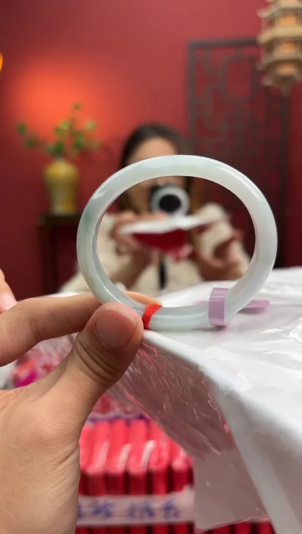 未镶嵌手镯（贵妃镯）翡翠翡翠手镯10