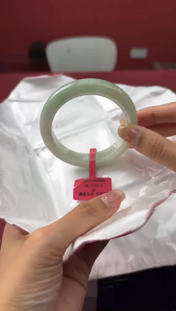 翡翠手镯未镶嵌4手镯