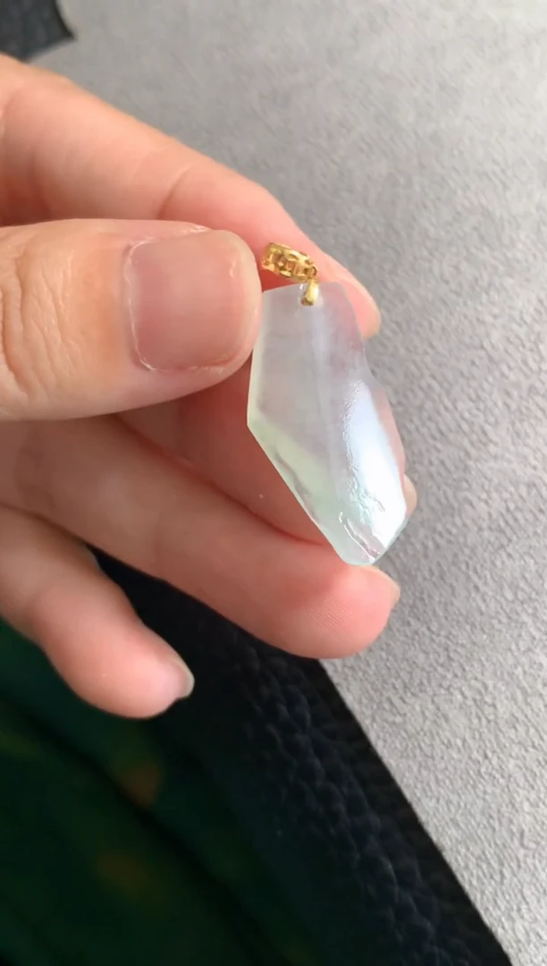 吊坠(不含链)18K金镶嵌翡翠吊坠