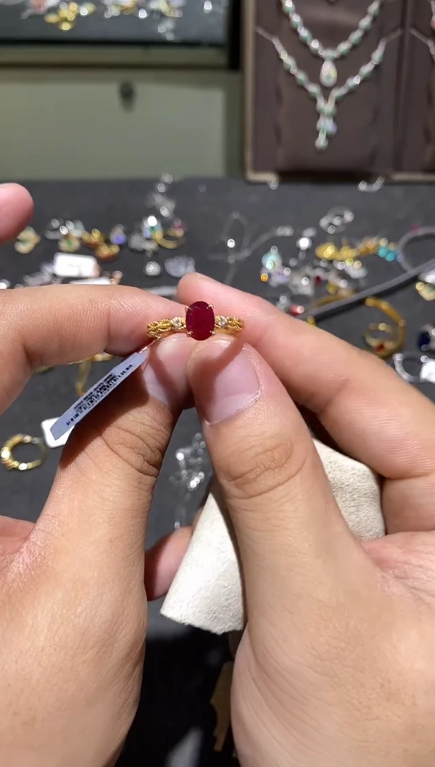 银S925镶嵌戒指红宝石戒指