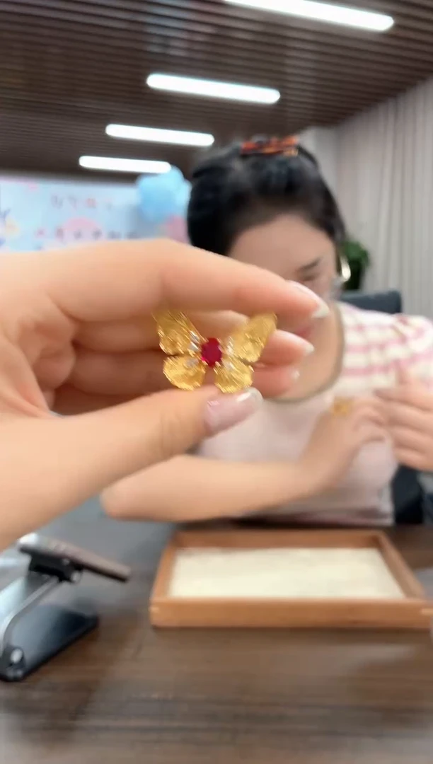 【慧慧珠宝】红宝戒指多样性发货HF2881S078