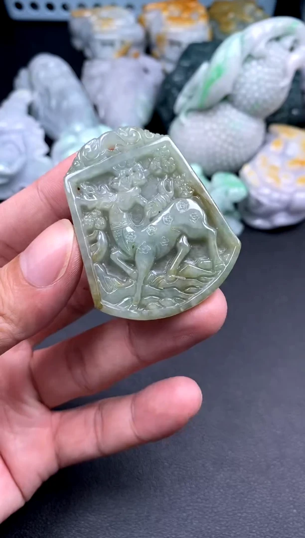吊坠(不含链)未镶嵌翡翠1
