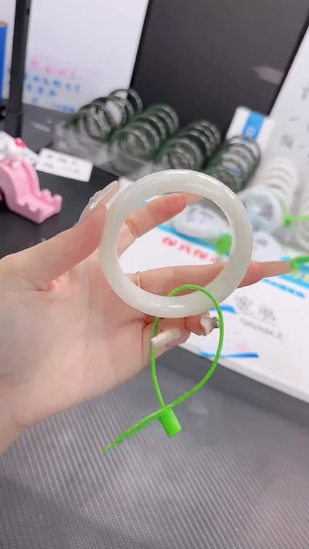 未镶嵌手镯和田玉1.4/79/58-59