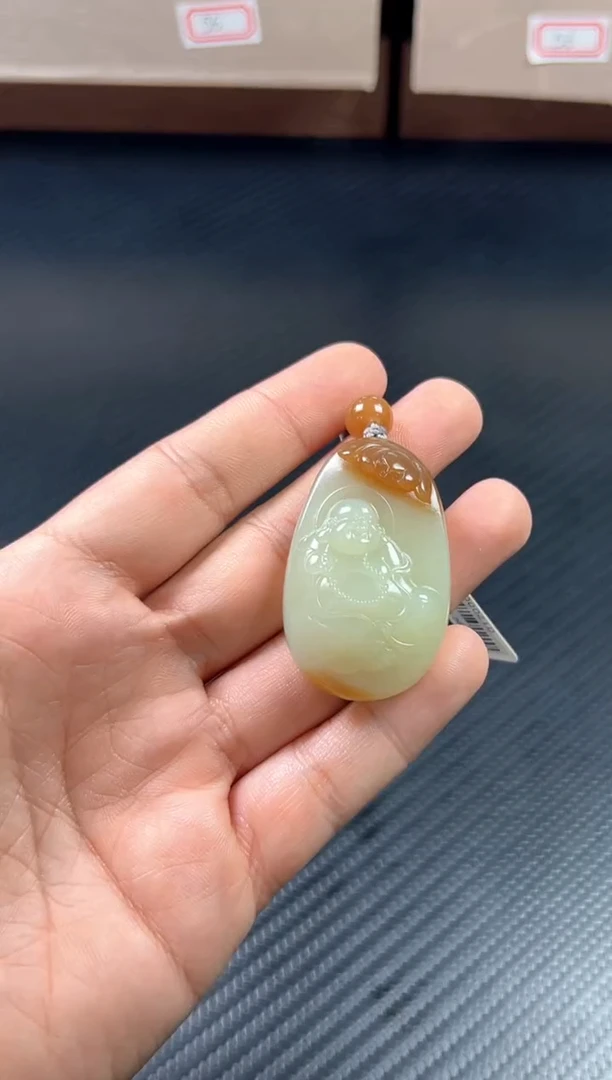 吊坠(赠链)未镶嵌和田玉南*若羌微色差