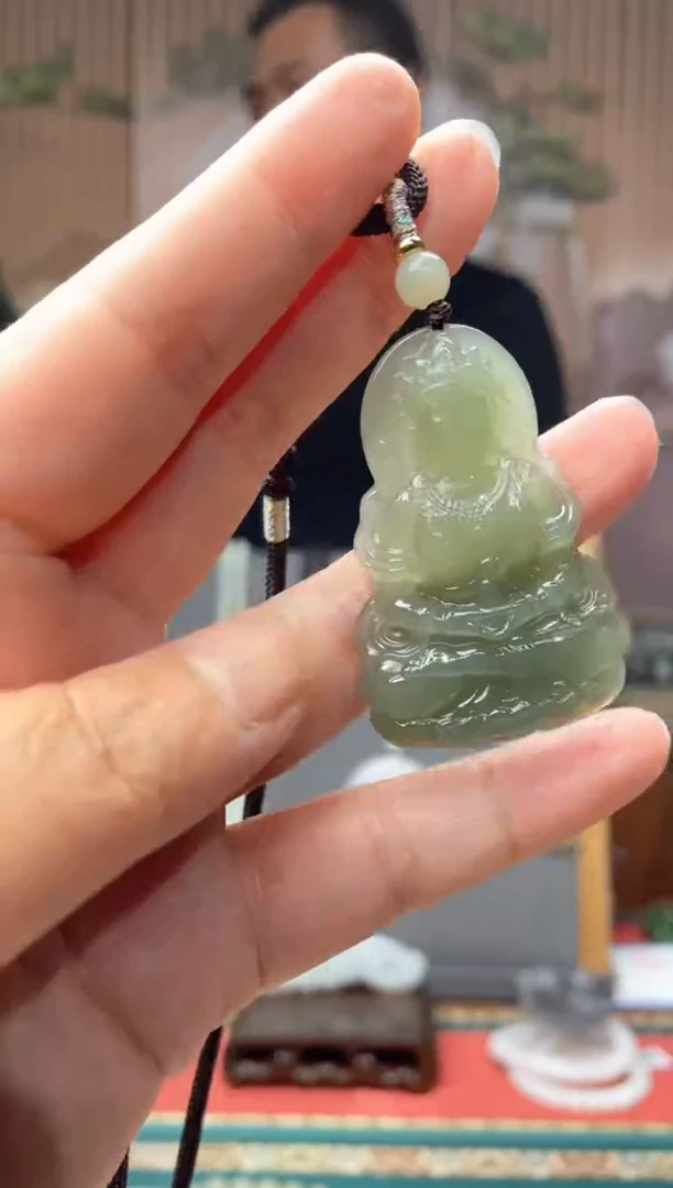 和田玉未镶嵌颈饰拍一发一