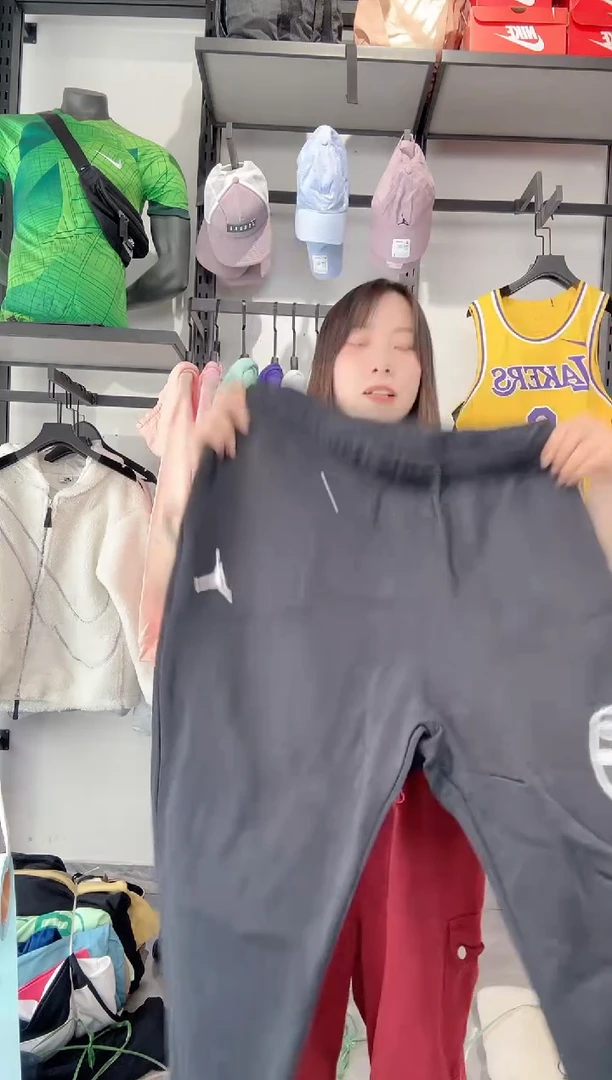 1506  编码 瑕疵款直播间过款为准 尺码 XL180