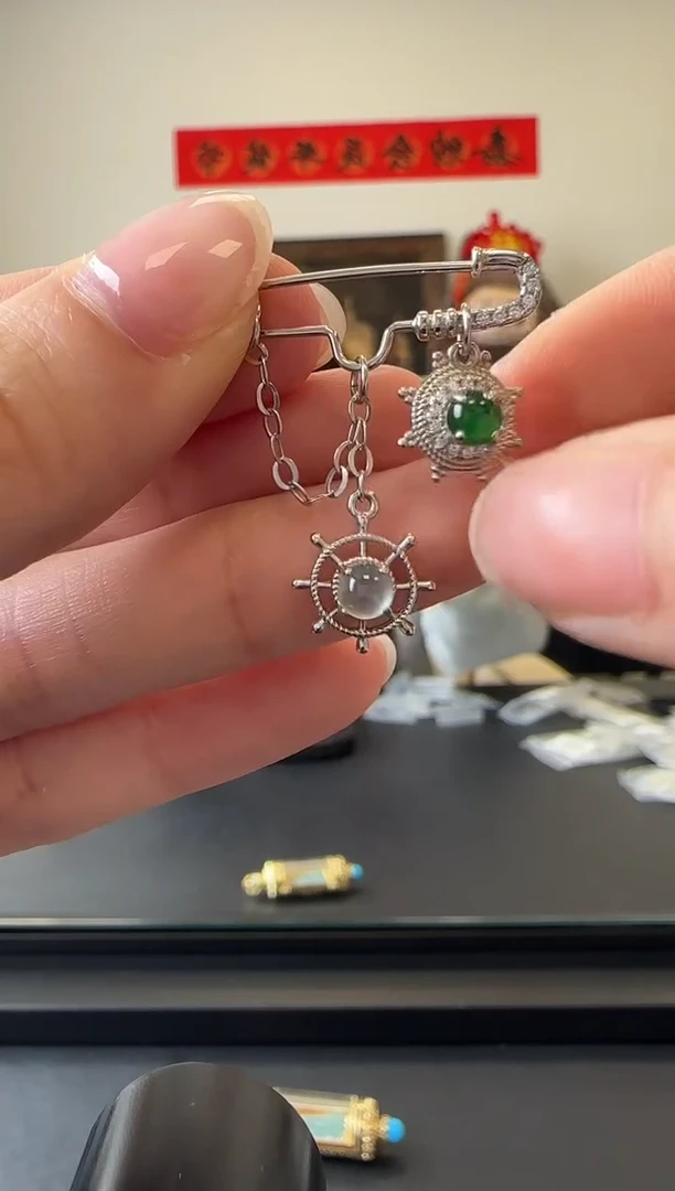 【闪购商品】翡翠吊坠(不含链)银S925镶嵌没有鉴赏期