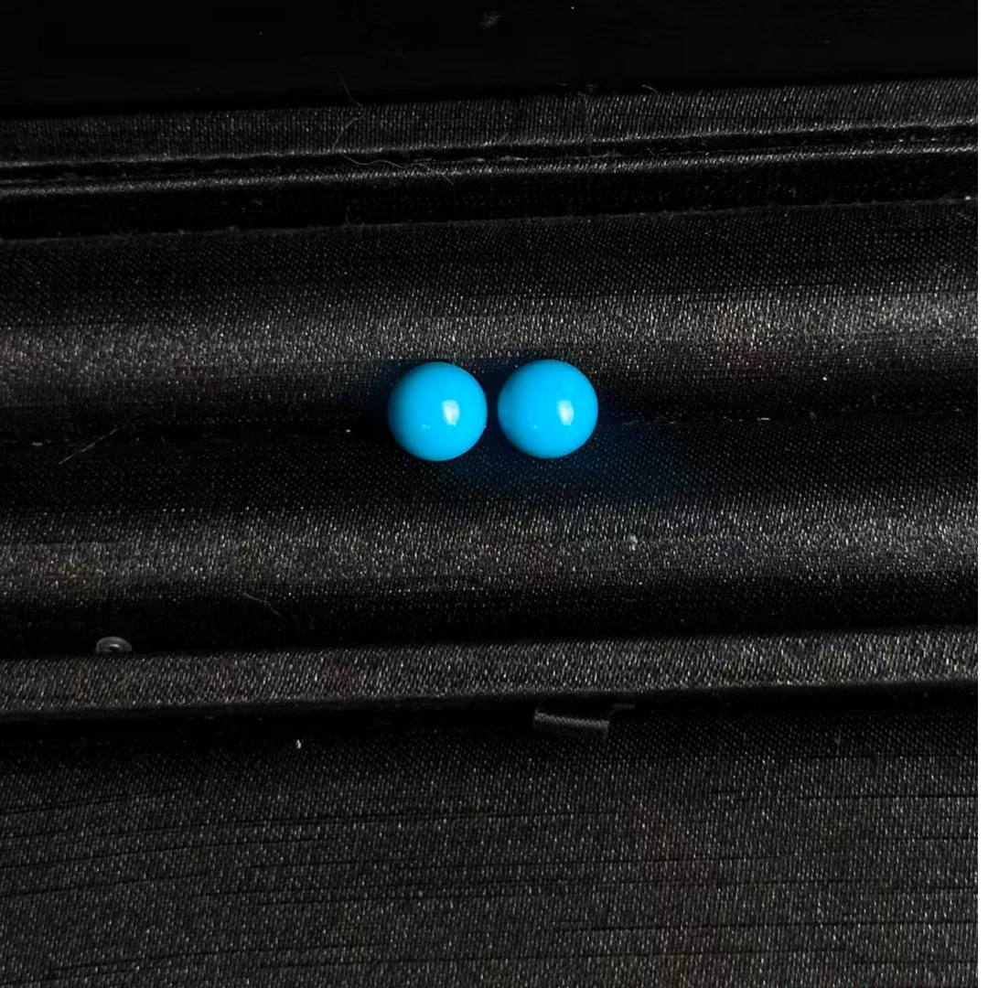 【米迦珠宝】9mm美国松睡美人蓝绿松石暴力蓝蛋面耳钉