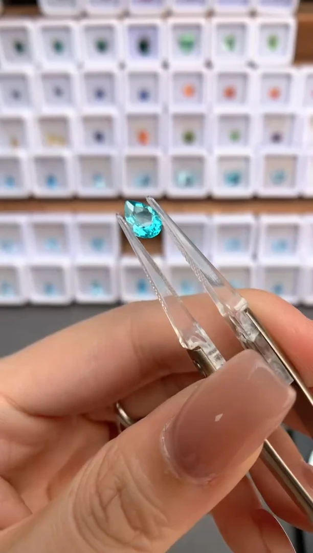 未镶嵌磷灰石裸石0.94ct