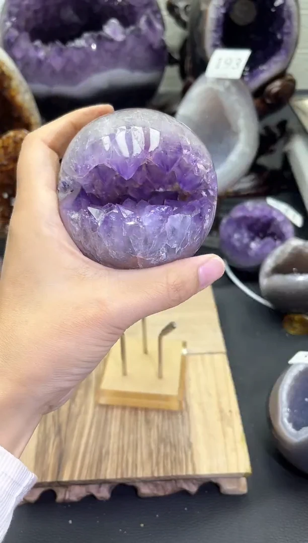 未镶嵌大型摆件（非配饰）紫晶260号开口笑
