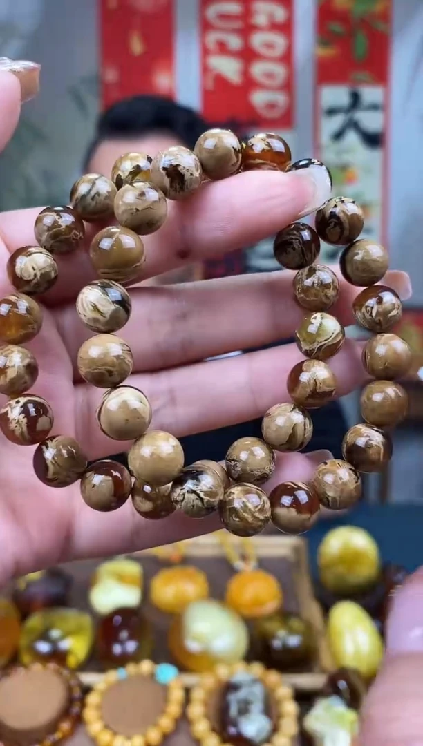 【闪购商品】琥珀裸石未镶嵌10m+多样性发货 只发其中一件