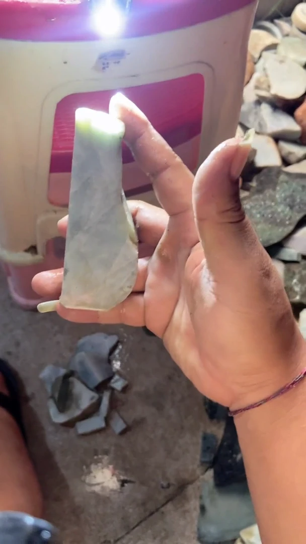 配石翡翠翡翠边角料未加工42