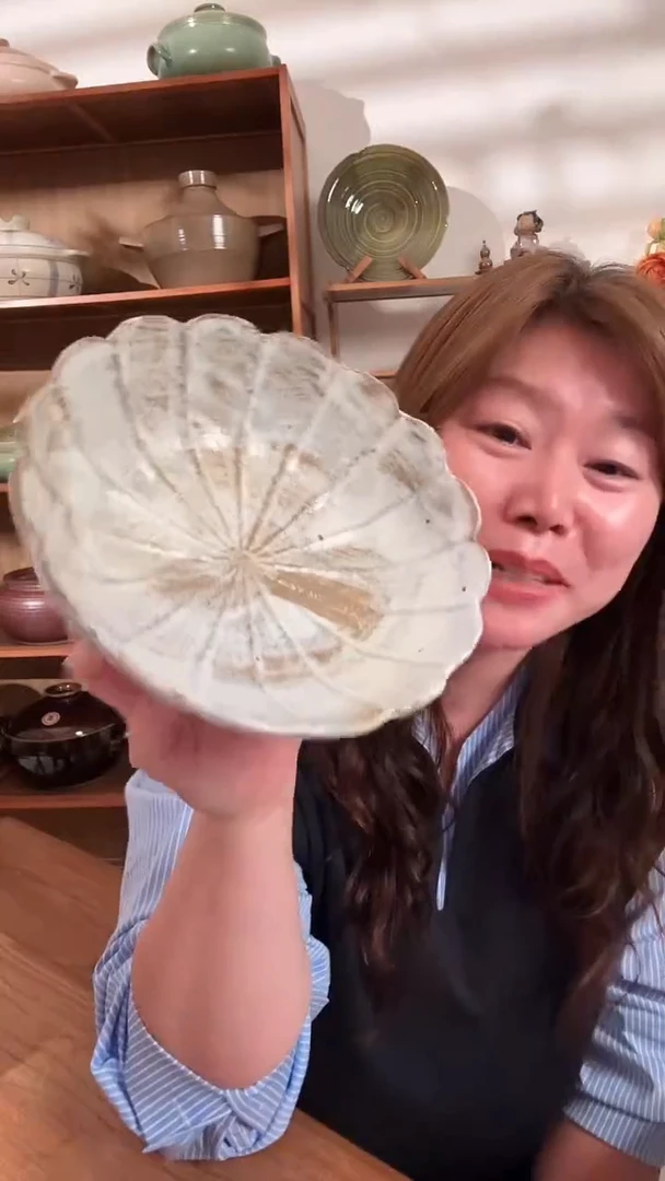 瓷山野风粗陶花瓣盘