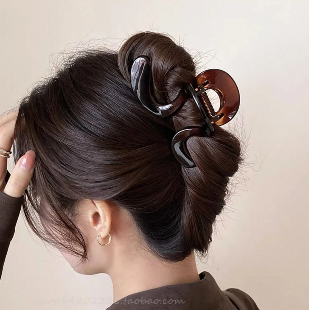复古气质几何发夹女2025新款爆款后脑勺盘发抓夹高级感鲨鱼夹595