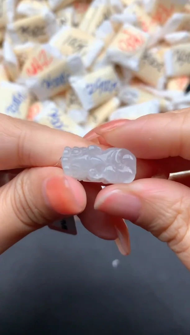 未镶嵌挂件翡翠一