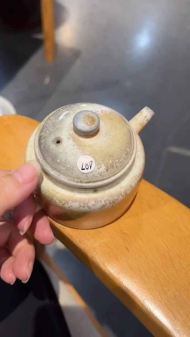 壶487号容量175ML仿手工壶中白泥