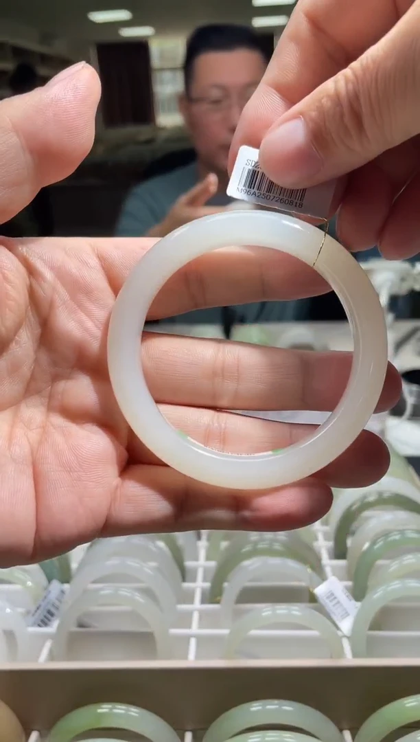 未镶嵌手镯和田玉59-60圈口 0818