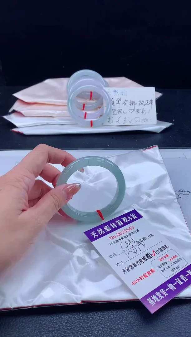 翡翠手镯未镶嵌1111111