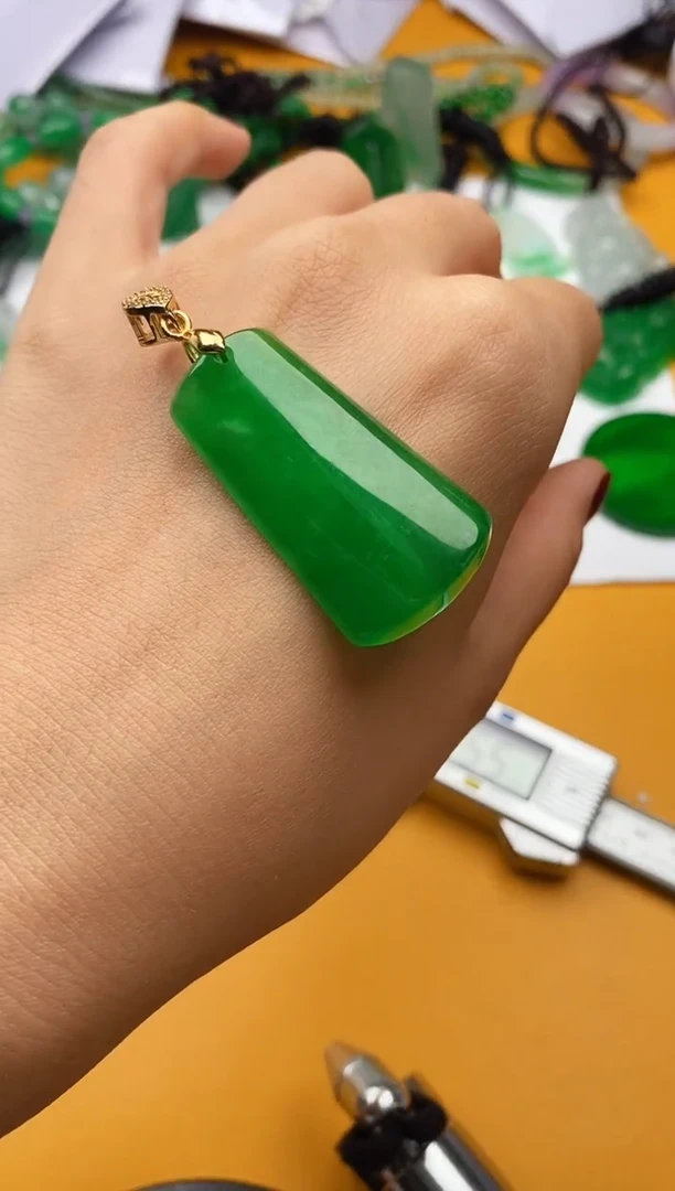 高端甄选吊坠（一物一图）100022