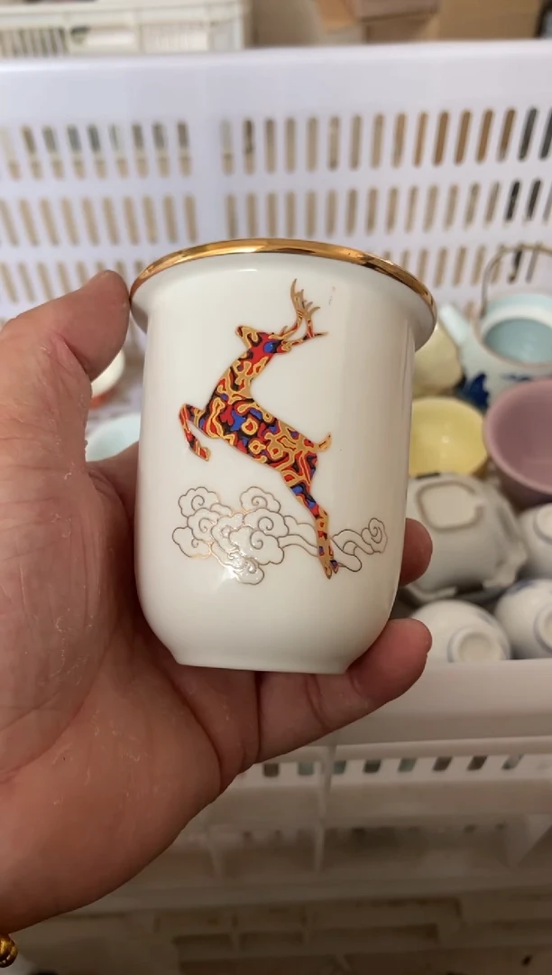 杯无运费险有瑕疵的摄影的产品有使用过的痕迹有点脏介意勿拍