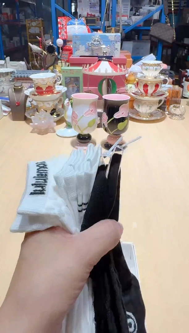 瓷片全场正品  一件不留 @@1