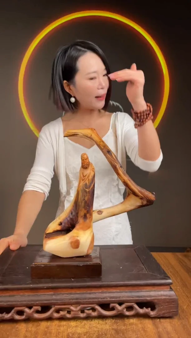 柏木（崖柏）手工摆件,先抢先得! 编号:225