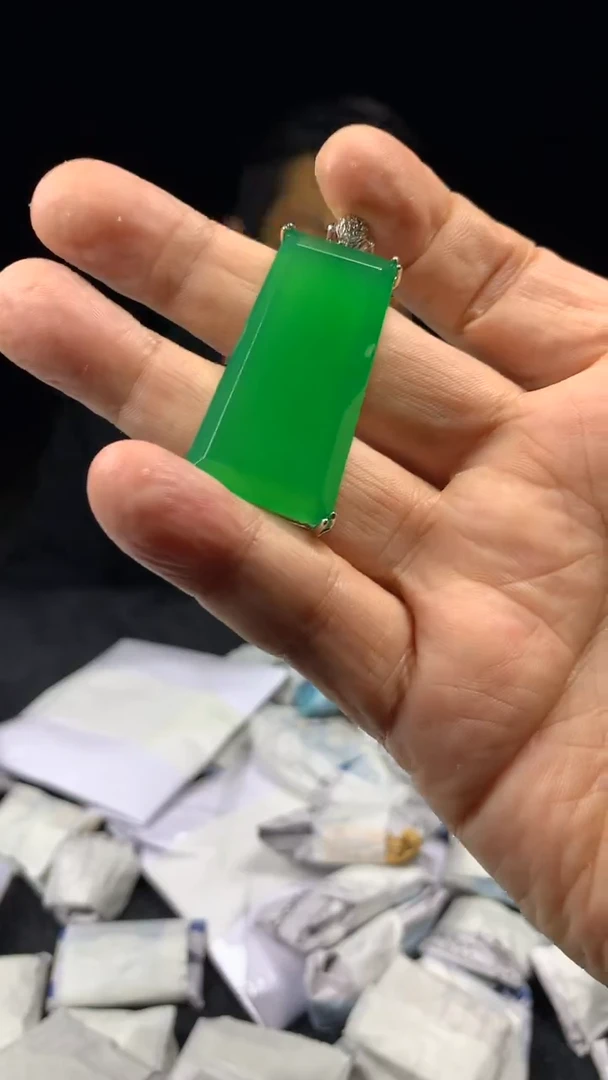 满色吊坠 所见即所得！