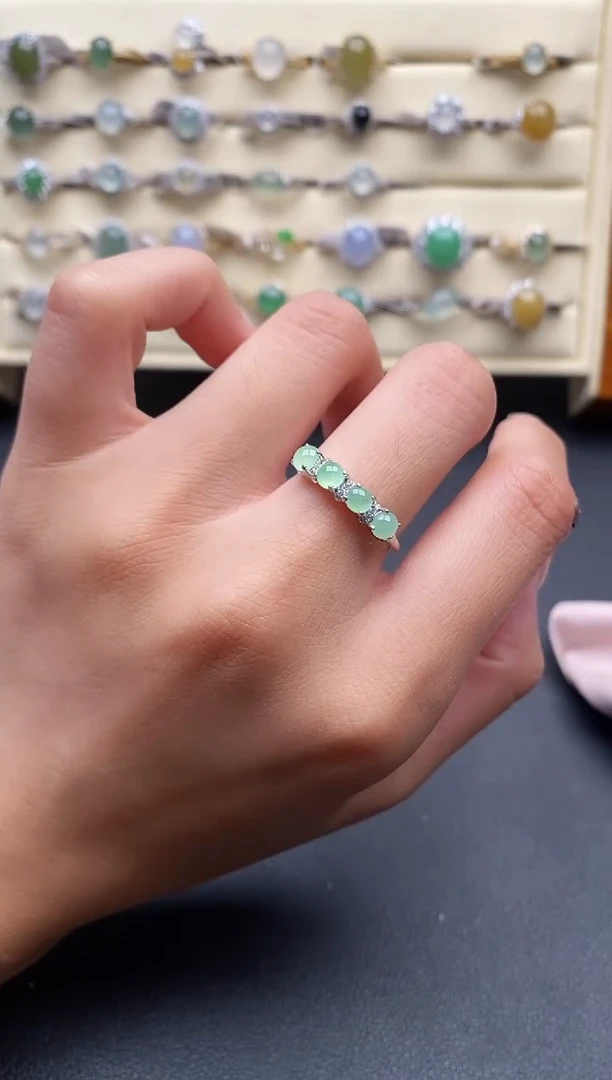 银S925镶嵌戒指翡翠66666+2