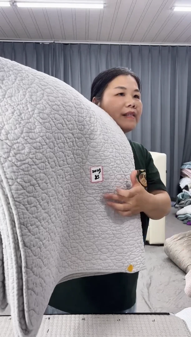 棉2.0*2.3灰色圈圈