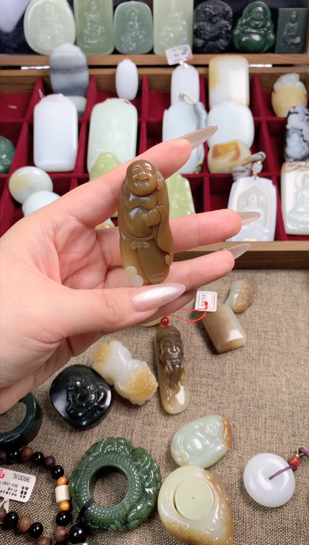 【闪购商品】和田玉（糖玉）把件未镶嵌和田玉佛公手把件