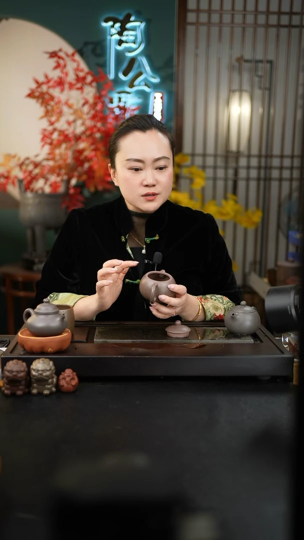 茶壶紫砂大水潭天青西施暗肝色200cc朱启华