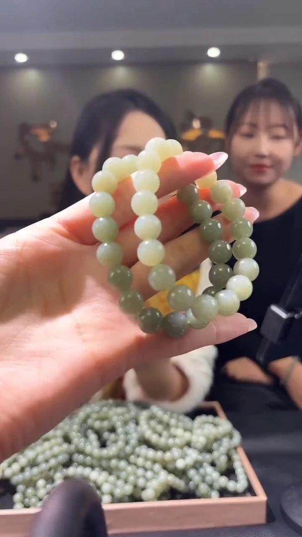 颈饰未镶嵌和田玉工厂清货不退不换多样性拍一发一