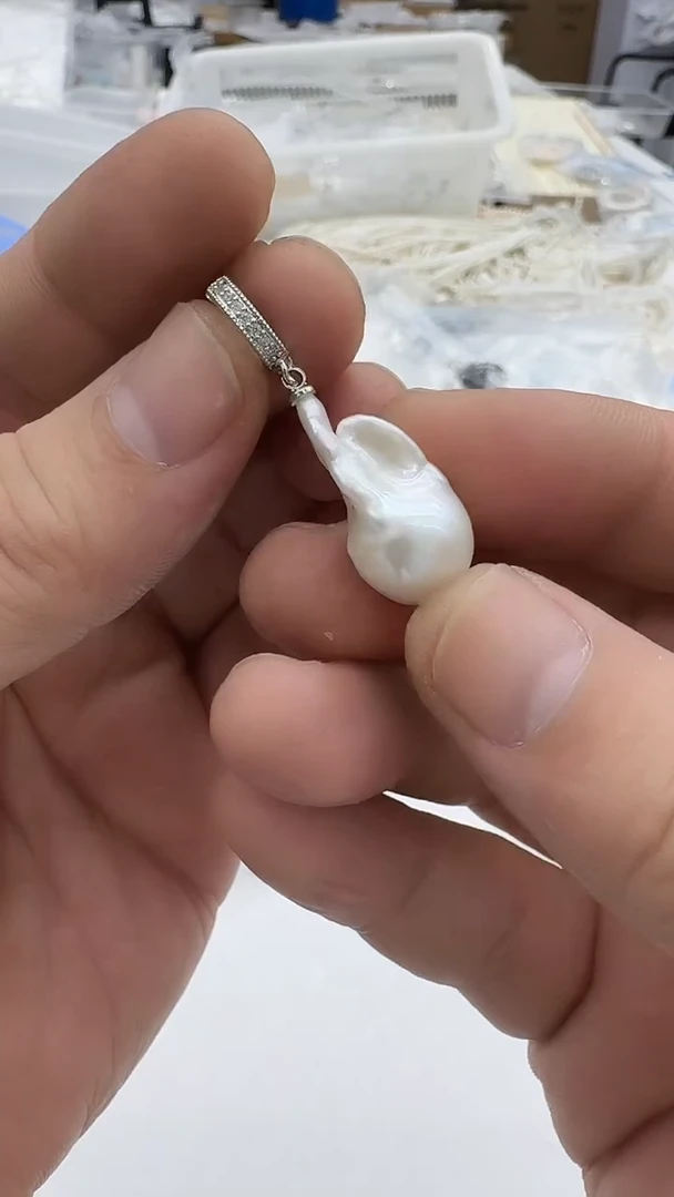 吊坠(赠链)未镶嵌淡水珍珠18mm 蓝血巴洛克-孤品