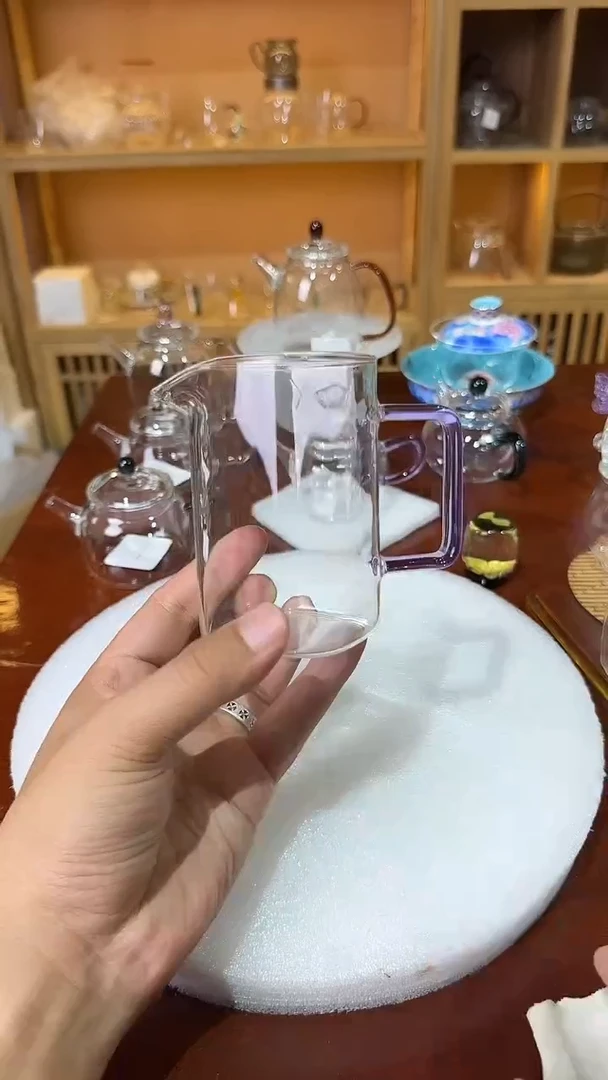 紫色小四方。。。。。