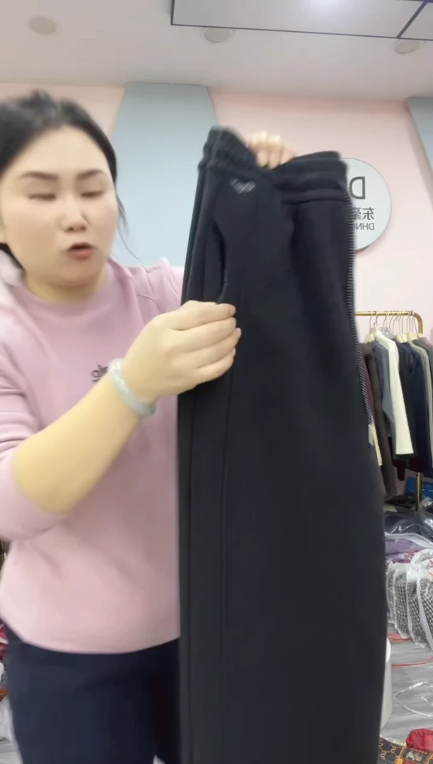 闪电购137 130斤内 女士外穿裤  微残