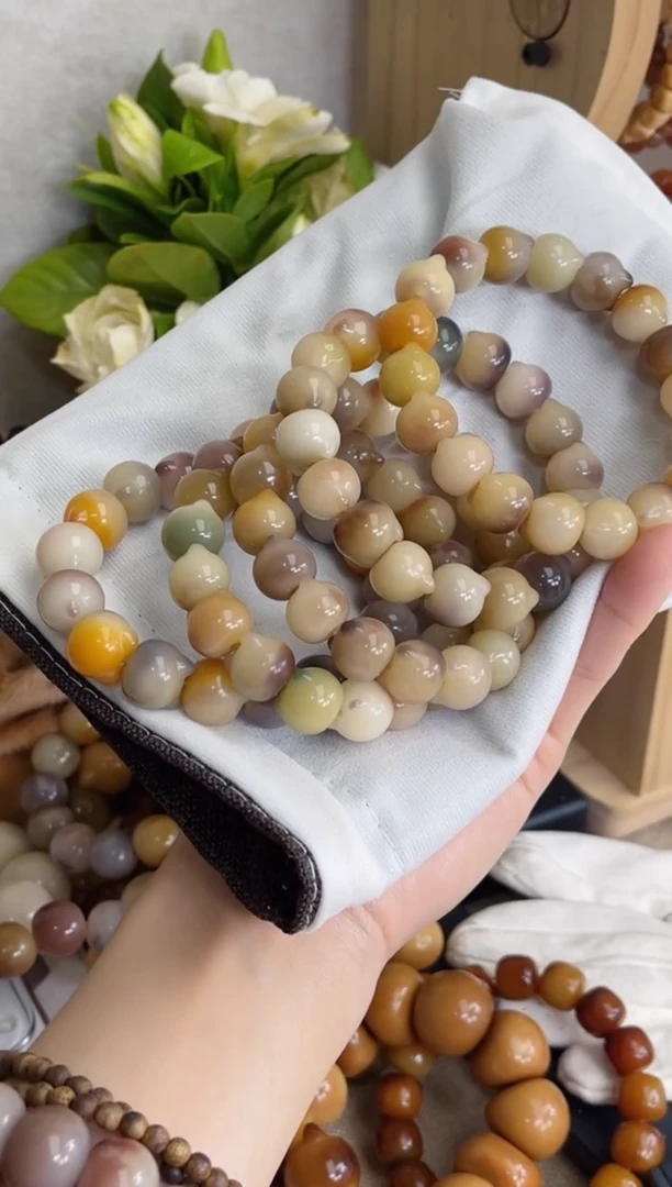 菩提根/象牙果手串a21紫美人玉化猫头13mm